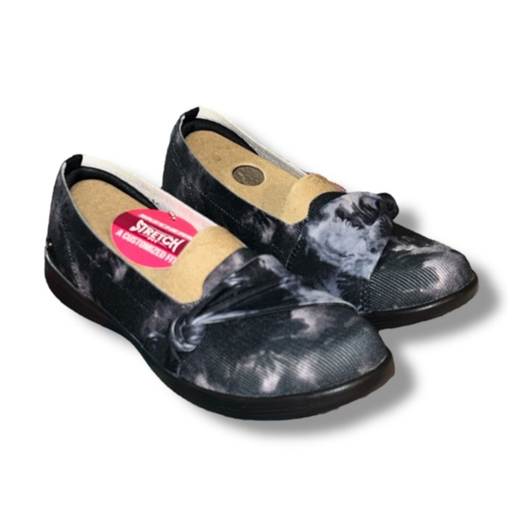 NWT Skechers On-The-GO Dreamy Washable Knit Tie-Dye Slip-On Shoes Size 5.5